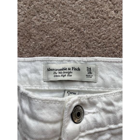 NEW Abercrombie & Fitch 32 18s The 90s Relaxed High Rise Curve Love Jeans White - Picture 6 of 12